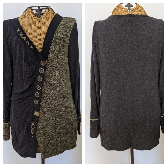 dolcezza Tops - DOLCEZZA assymetrical arsty tunic top M